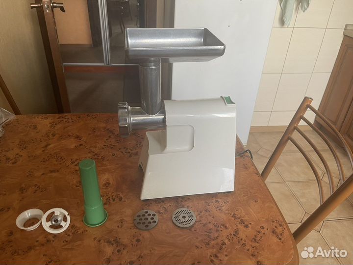 Мясорубка Braun Power Plus 1100