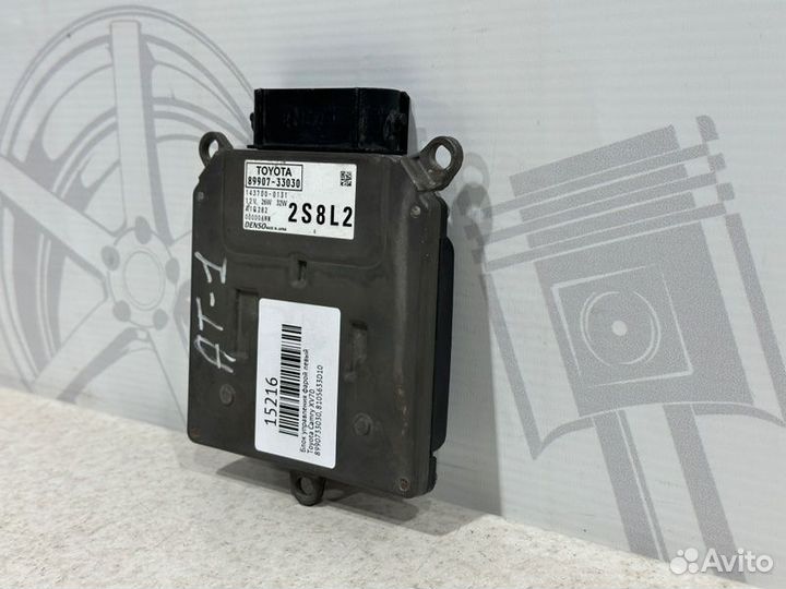 Блок управления фарой левый Toyota Camry XV70