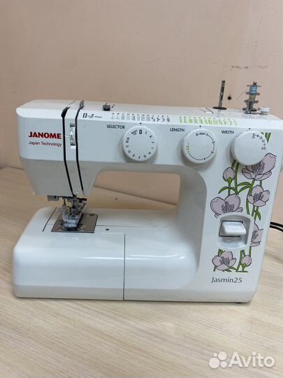 Швейная машина Janome Jasmin 25