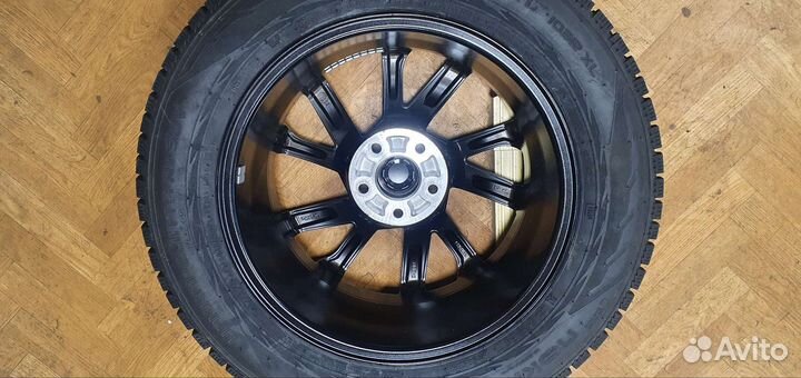Nokian Tyres Hakkapeliitta R2 SUV 225/60 R17