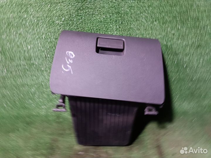 Бардачок Ford Focus II (2005—2008)