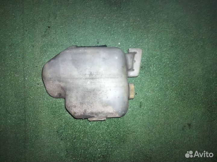 Расширительный бачок радиатора nissan maxima A32