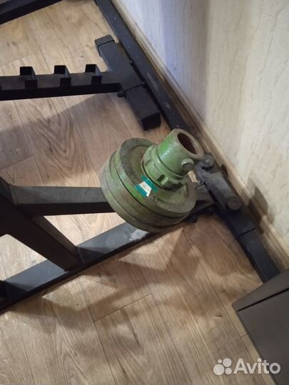 Стойки и скамья для жима штанги, штанга