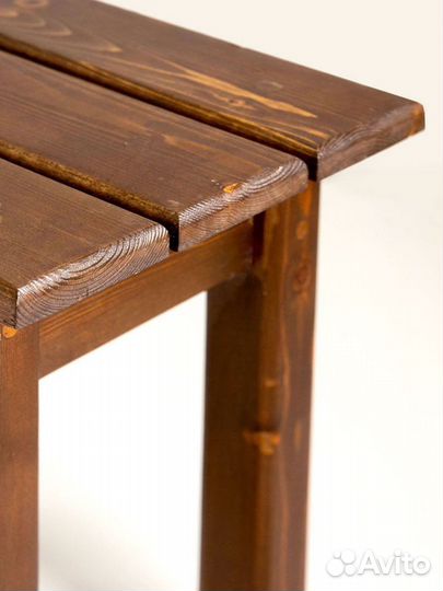 Табурет деревянный