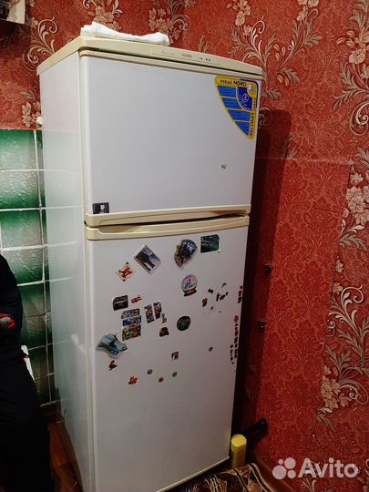 Холодильник на запчасти