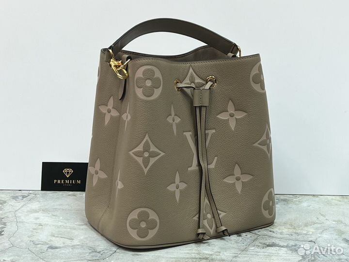 Сумка Louis Vuitton NeoNoe Monogram