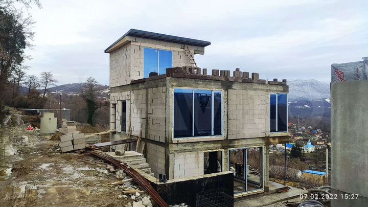 Дом 274 м² на участке 5 сот.