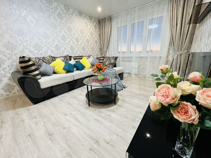 2-к. квартира, 60 м², 13/17 эт.