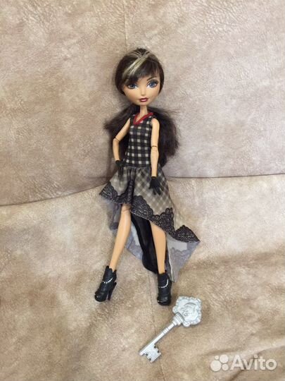 Кукла Рейвен Квин ever after high school