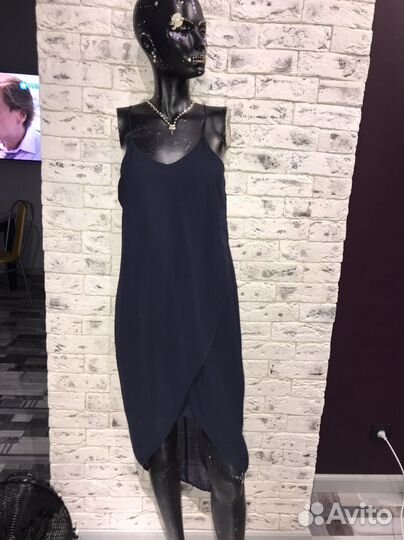 Летнее платье р42 H&M