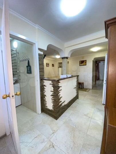 2-к. квартира, 68 м², 1/2 эт.