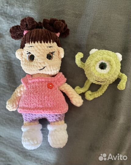 Кукла Бу и Майк Вазовски, корпорация монстров