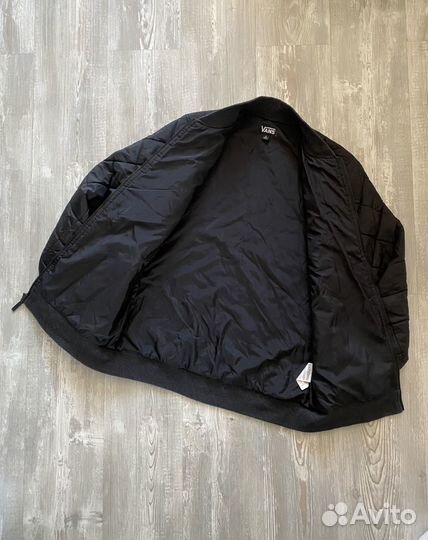 Демисезонный стёганый бомбер Vans (S-M) ориг