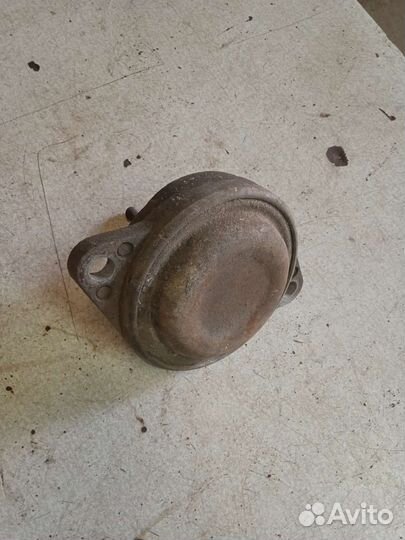 Подушка двигателя audi 200 c3 ауди 200