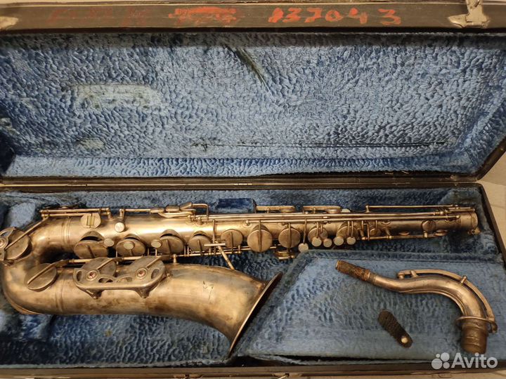 Саксофон amati