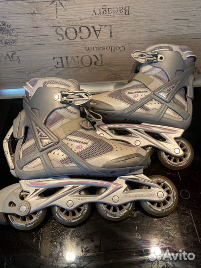 Роликовые коньки