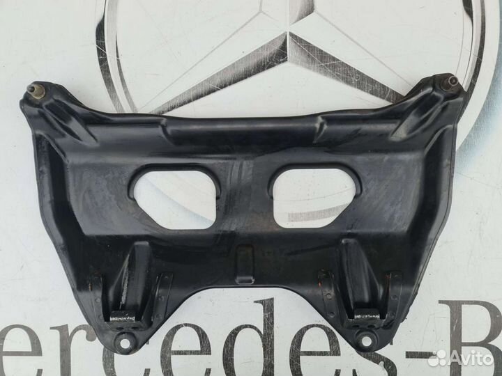 Защита рулевой рейки Mercedes W212/W204