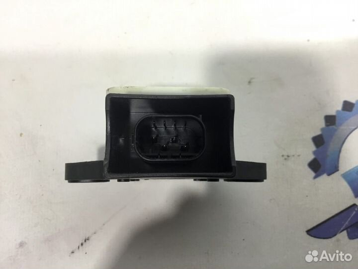 Датчик ускорения Mazda CX-7 F189437Y1