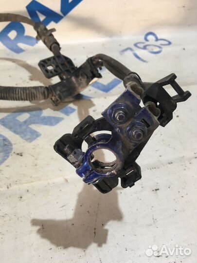 Плюсовая клемма hyundai solaris 1 рест 1.4 мт седа