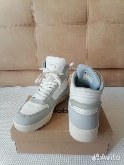 Кроссовки мужские 43