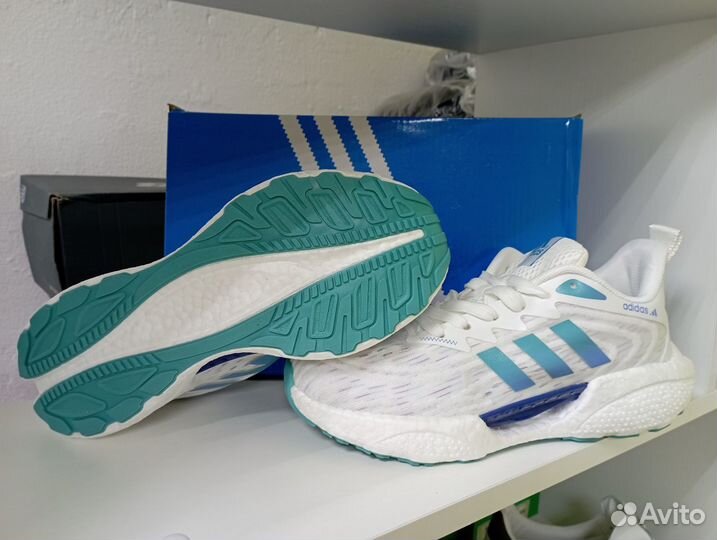 Кроссовки Adidas женские летние