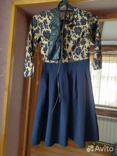 Платье 42 размер