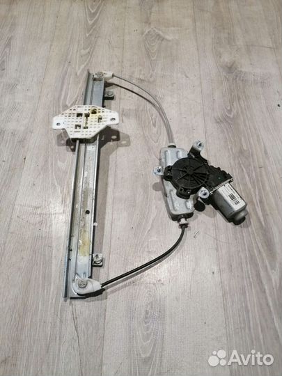 Стеклоподъемник задний Hyundai solaris Лев, Прав