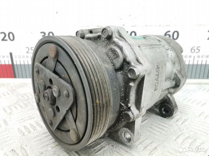 Компрессор кондиционера для Volkswagen Golf 4
