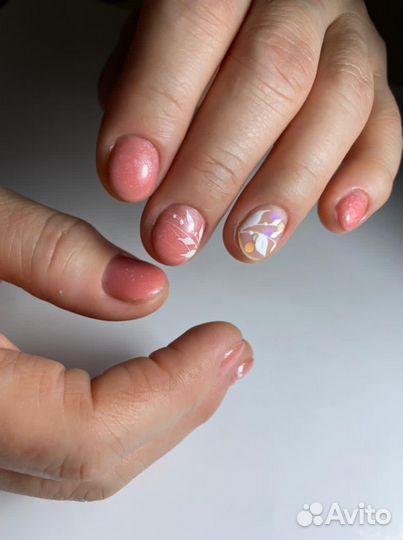 Маникюр, педикюр