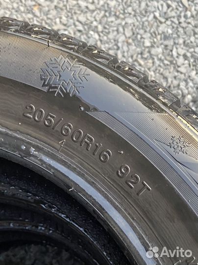 Three-A Winter Pro 205/60 R16