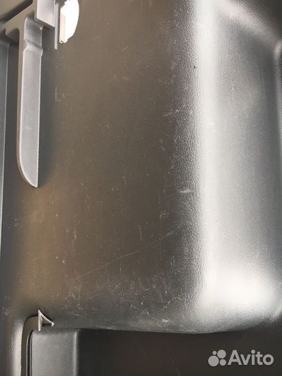 Обшивка багажника гольф плюс