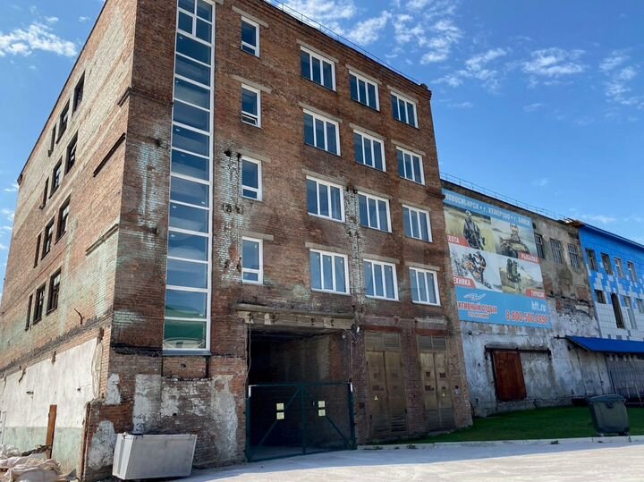 Свободного назначения, 1350 м²