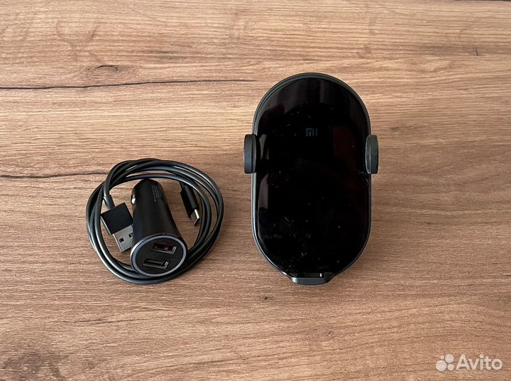 Автомобильная беспроводная зарядка Xiaomi 20W