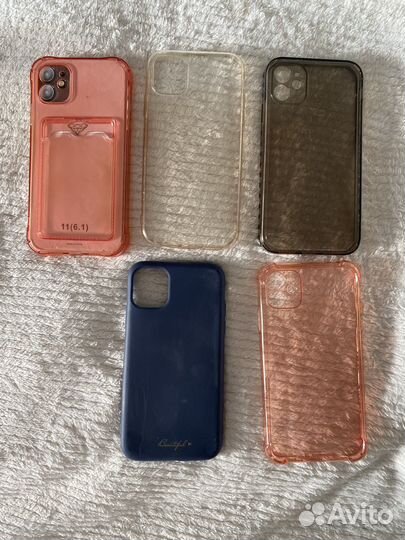 Чехлы на iPhone 11