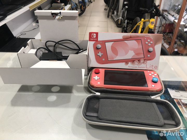 Nintendo switch lite