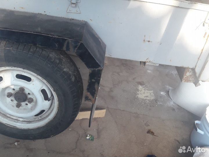 Легковой прицеп