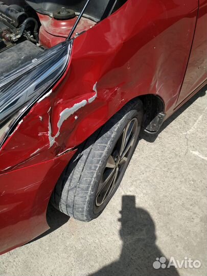 Передние стойки амортизаторов Kia Rio 4