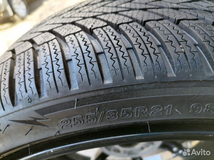 Зимние колёса Мерседес 255/35R21