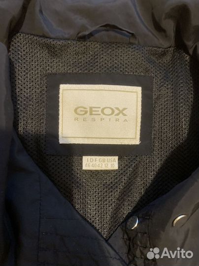 Ветровка Geox женская M