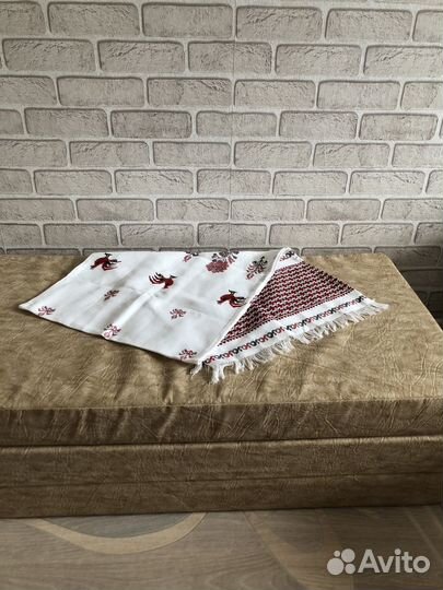 Новый рушник (вышитое полотенце)