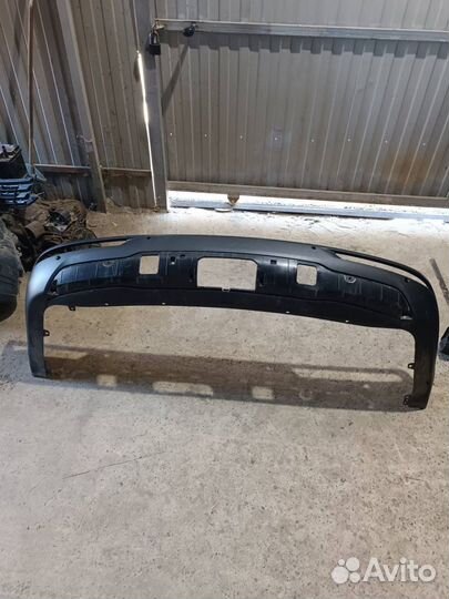 Бампер задний Kia Carnival