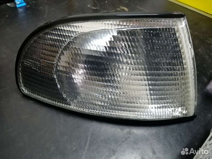 Поворотники передние Ауди А4 Б5 Type Bosch