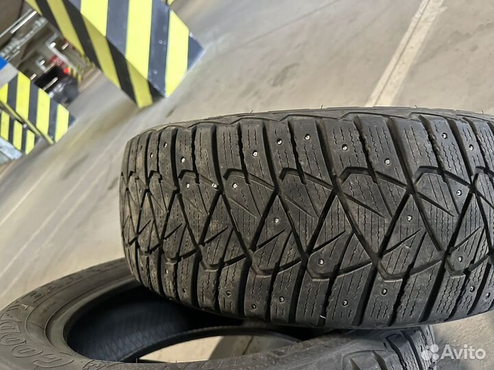 Goodyear Cargo Ultra Grip 225/55 R17