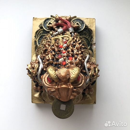 Символы- статуэтки фен шуй - жаба, Хотей, пирамида