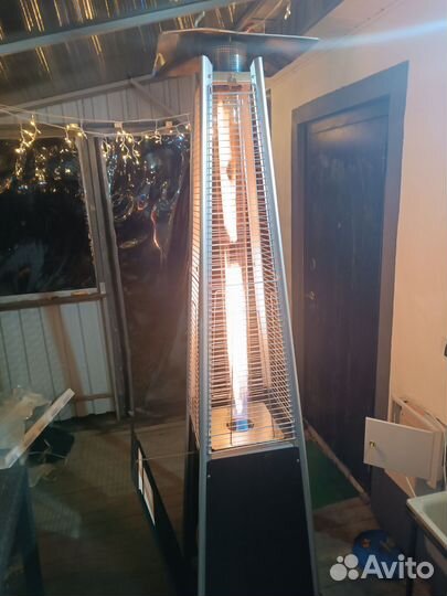 Уличный газовый обогреватель пирамида