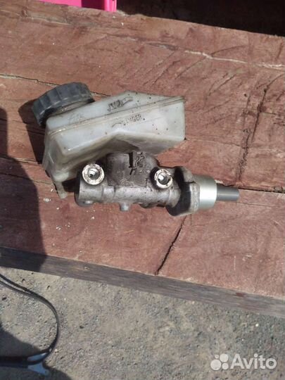 Главный тормозной цилиндр Пежо