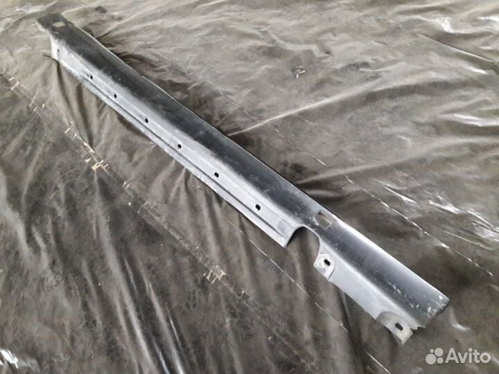 Накладка порога правая Mercedes W220 A2206980254