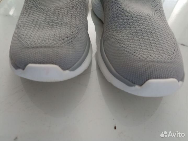 Кроссовки-слипоны женские TimeJamp 39