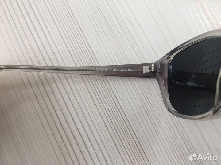 Очки тренажеры перфорационные для тренировки зрени