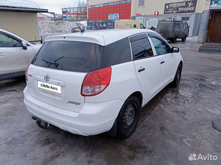 Toyota Matrix 1.8 AT, 2003, 300 000 км